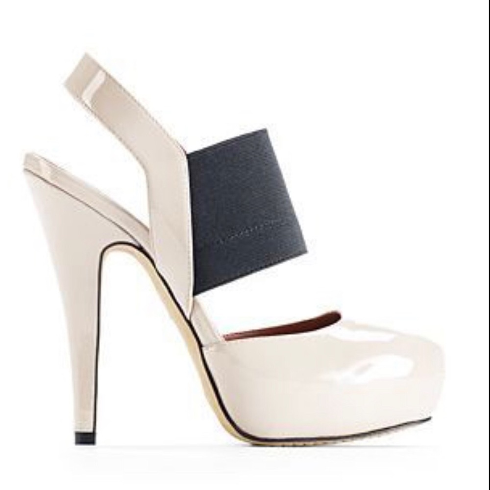 Vince Camuto Pumps